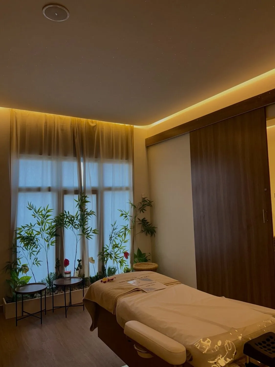 Calm private treatment room at B28 Muscat